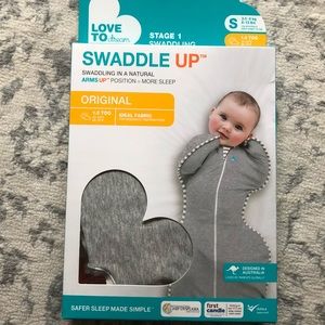 NWOT Swaddle Up
